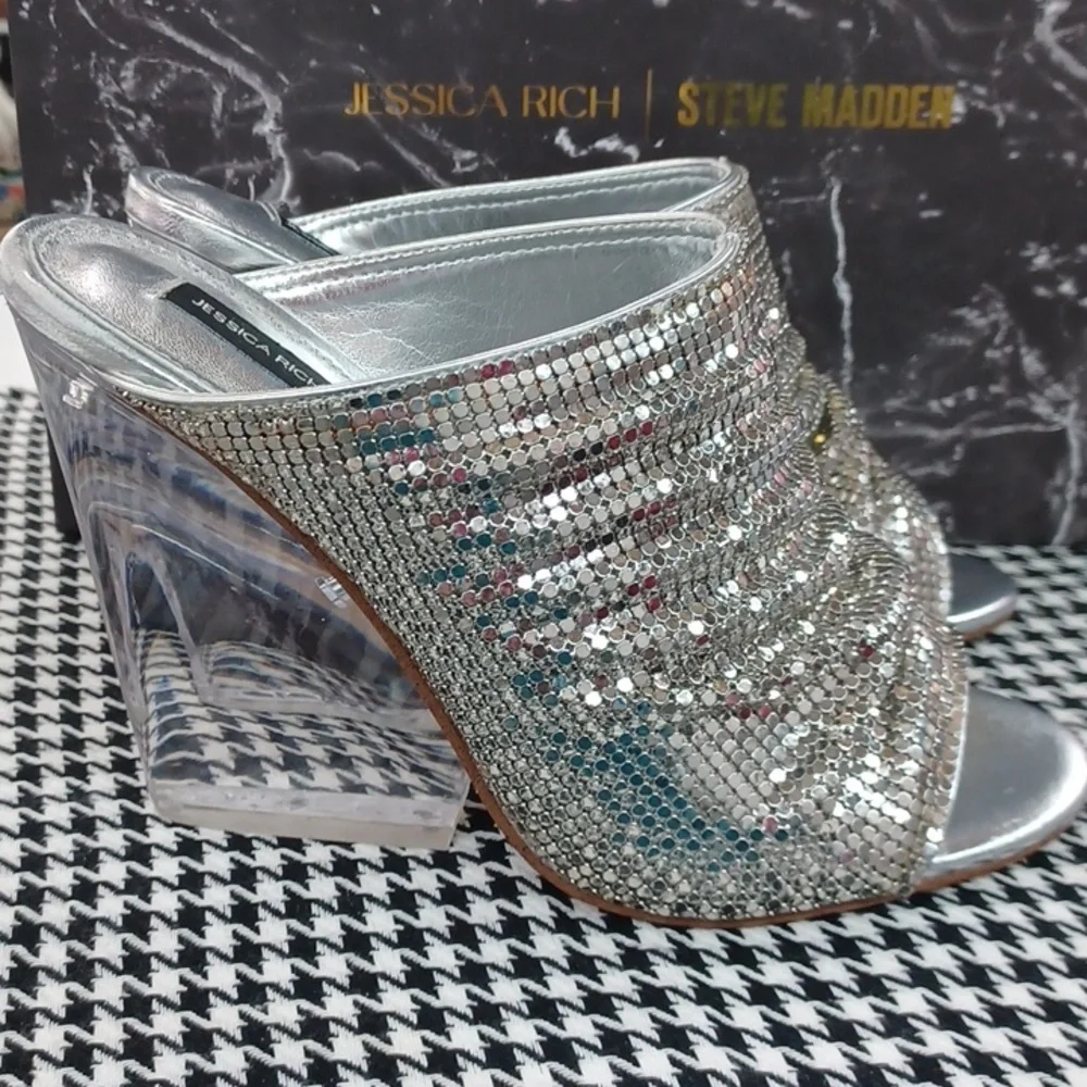 Jessica Rich/Steve Madden Adrienne Metal Mesh Acrylic Heel NIB